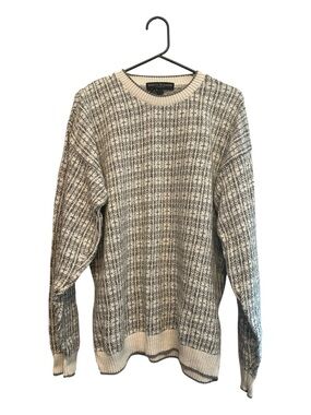 Vintage 80s/90s Liberty Sweaters Cream and Gray Crewneck Knit Sweater Medium